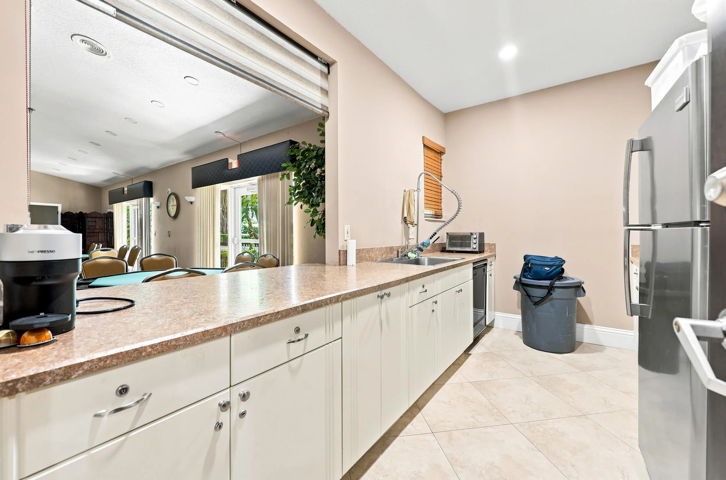 clubroom kichen facilities