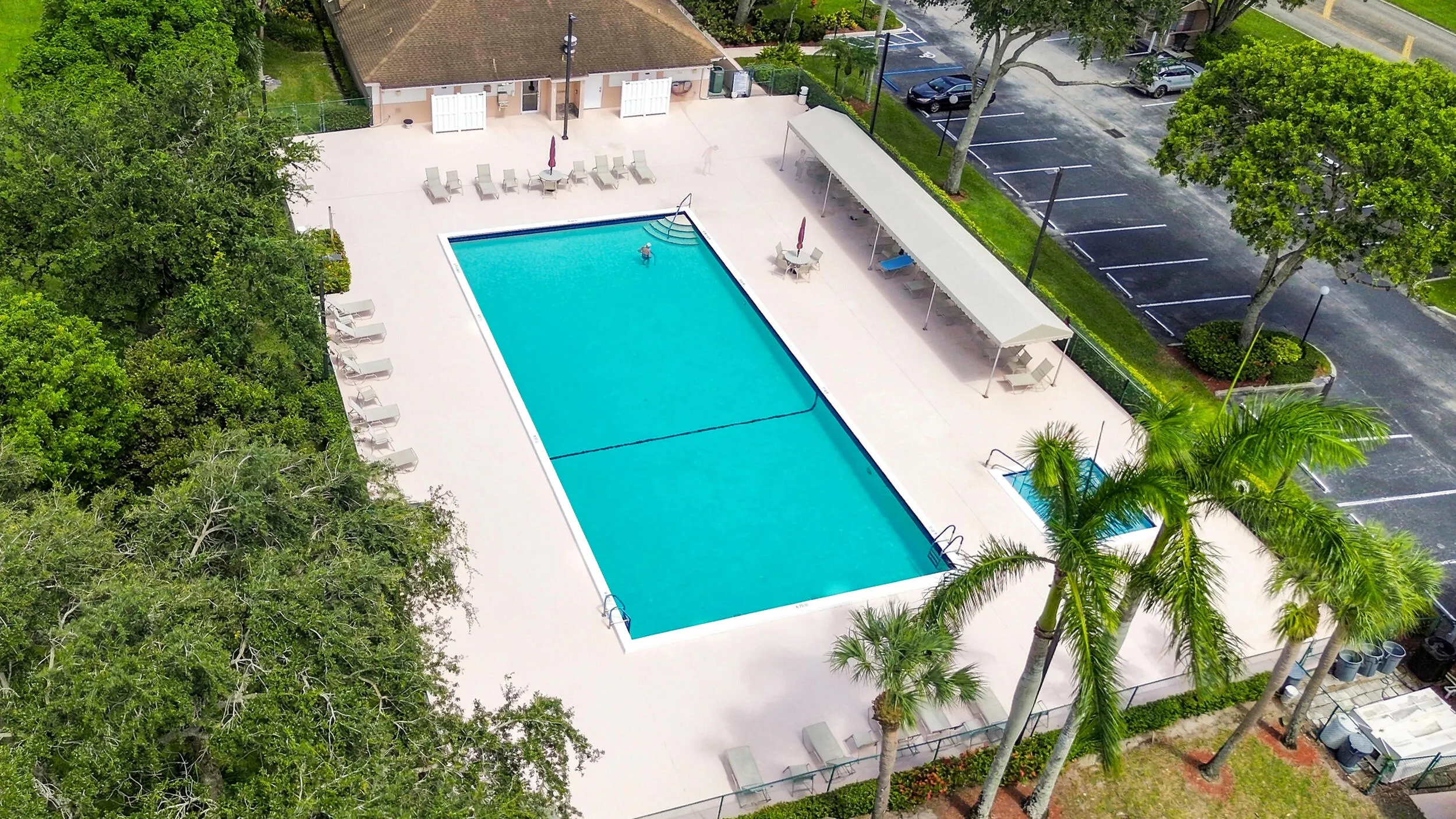 Parkshore Pool