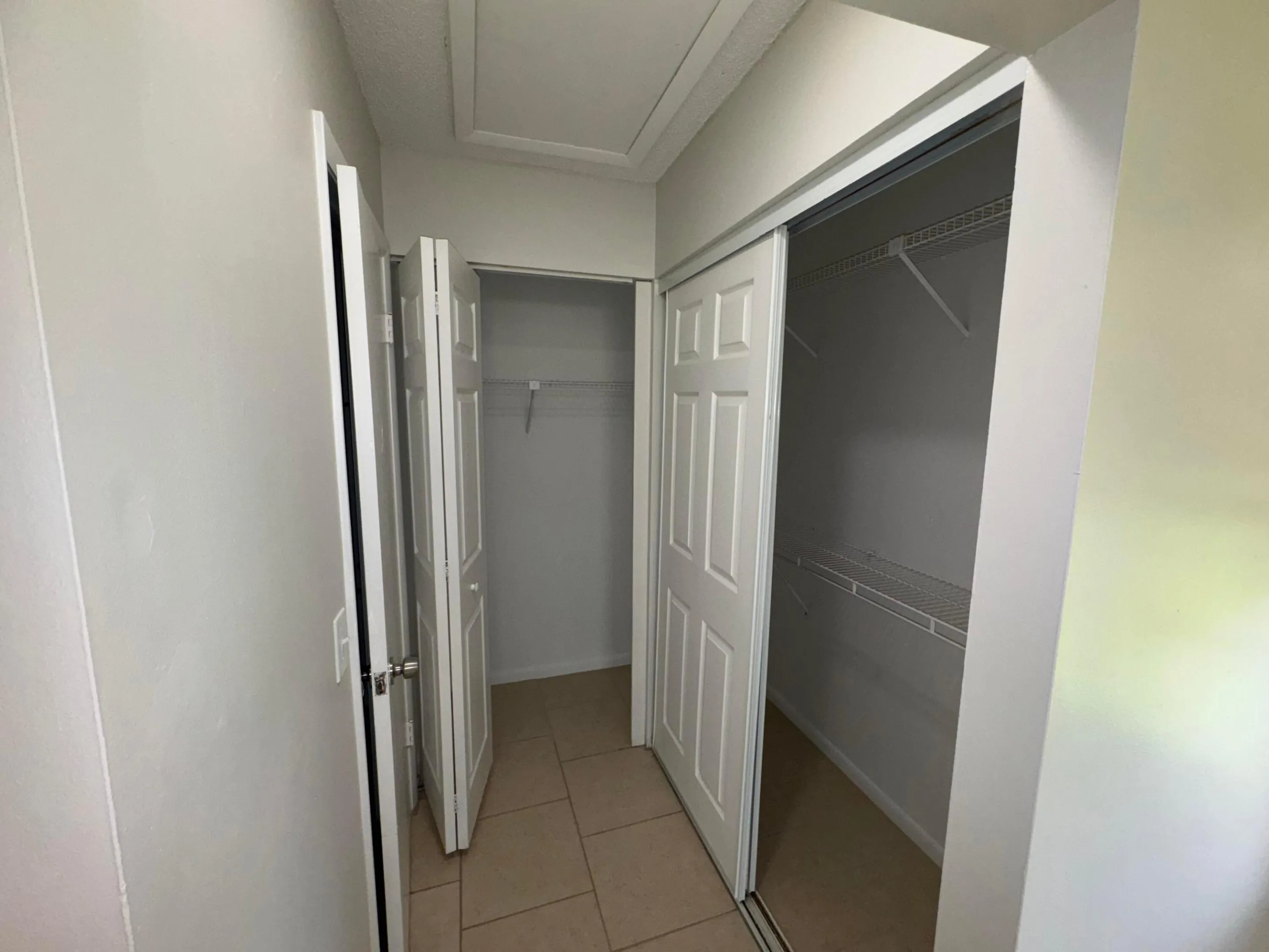 PRIMARY CLOSET AREA