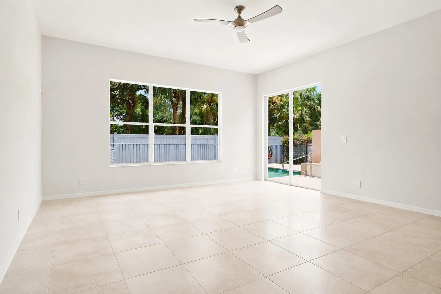 207-ISLE-VERDE-WAY-33418-030