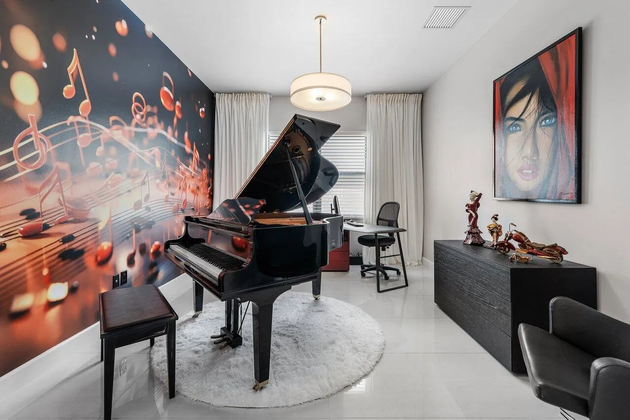 Property photo 25
