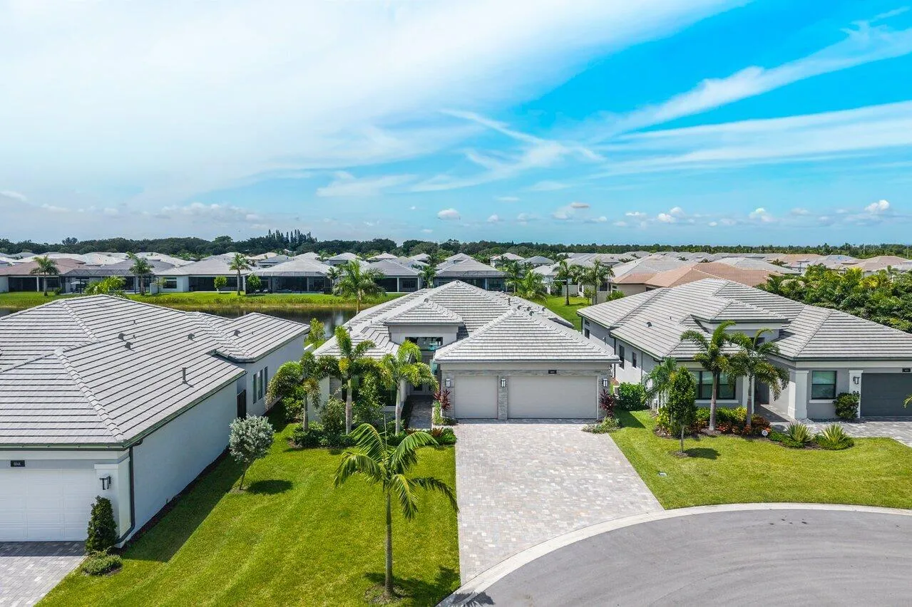 051-9850EvergreenWoodsLane-BoyntonBeach-