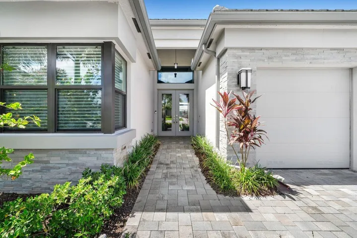004-9850EvergreenWoodsLane-BoyntonBeach-