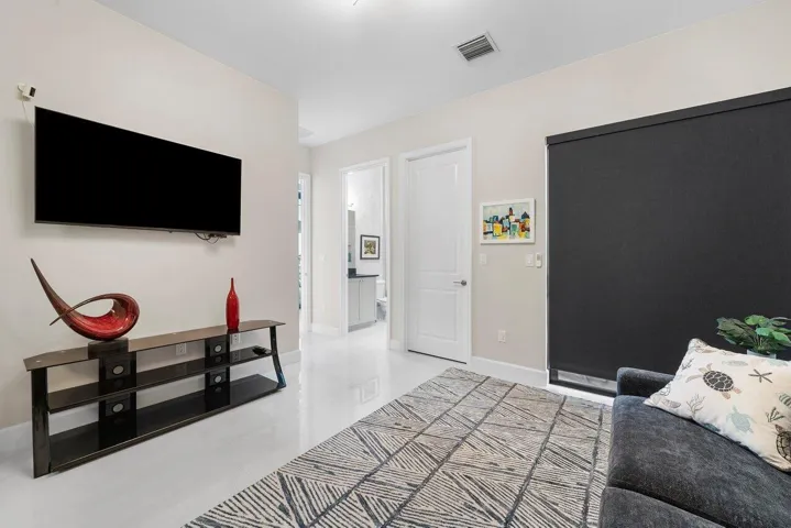 008-9850EvergreenWoodsLane-BoyntonBeach-