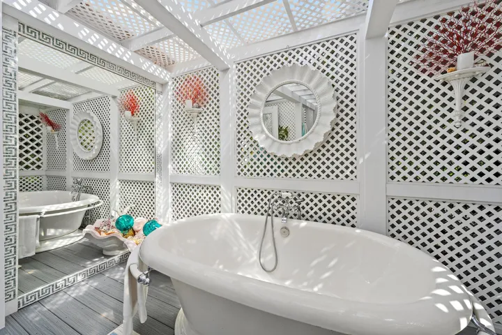 Spa bath