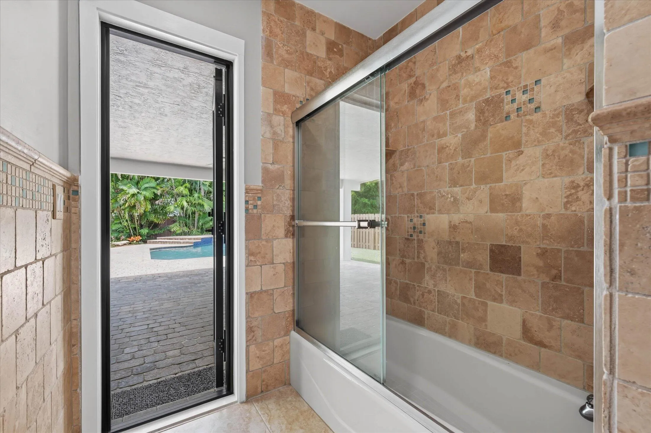 31-20250 NW 5th St, Pembroke Pines-50