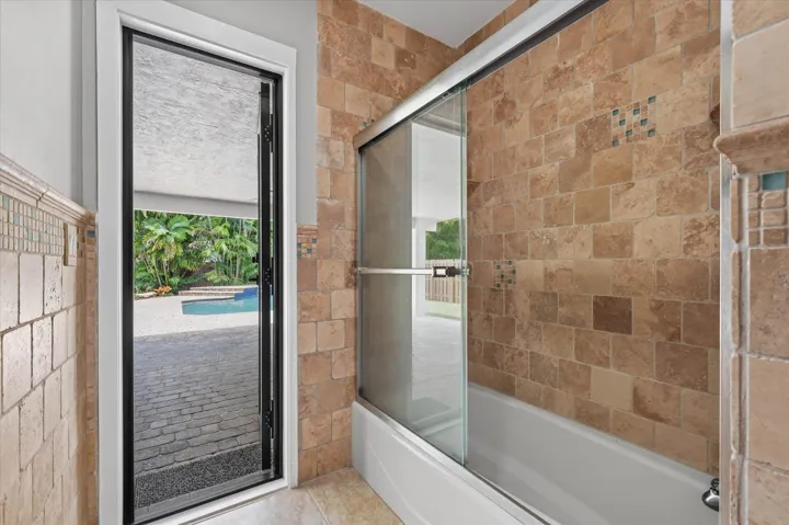 31-20250 NW 5th St, Pembroke Pines-50