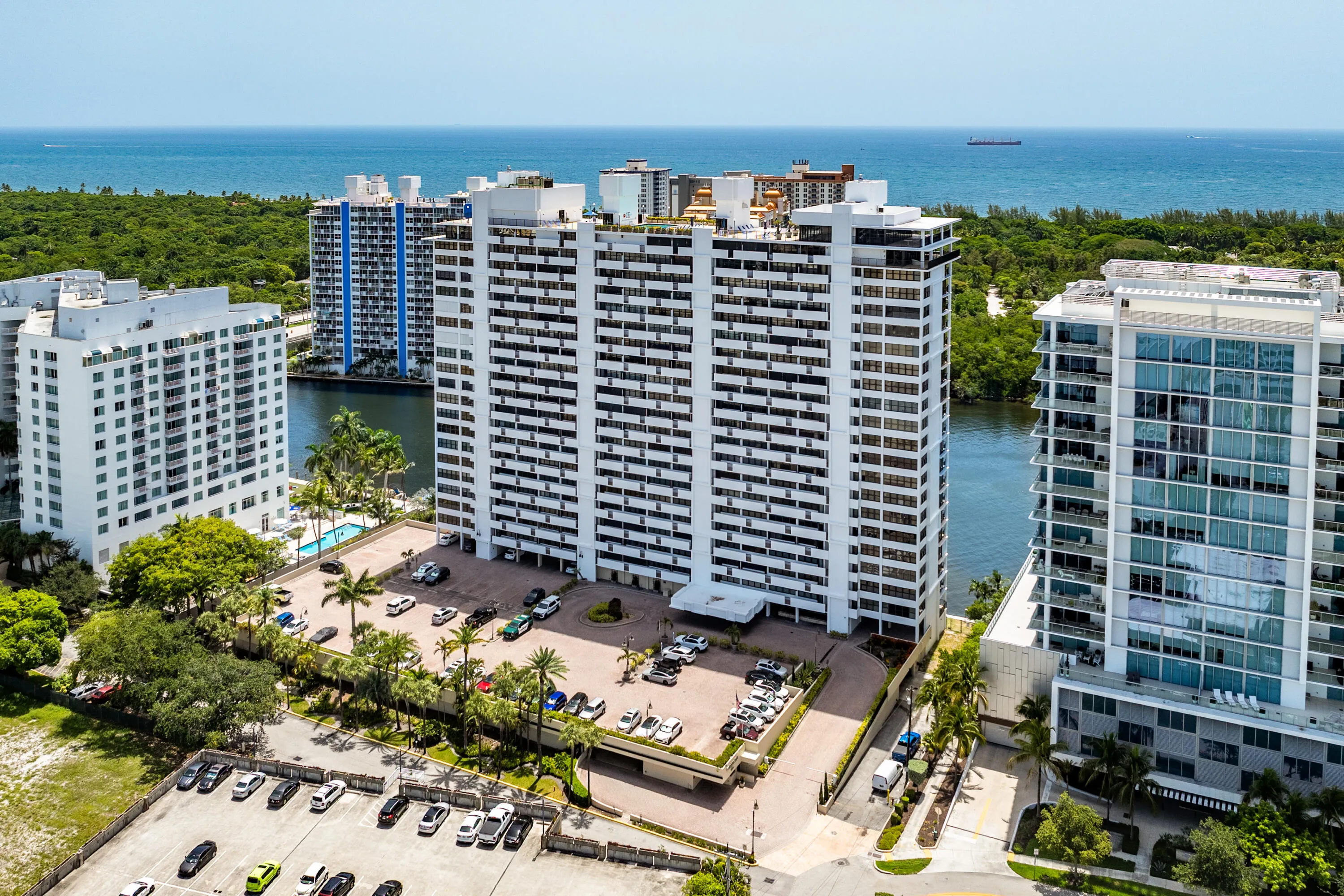 026-936IntracoastalDrive-12H-FortLauderd