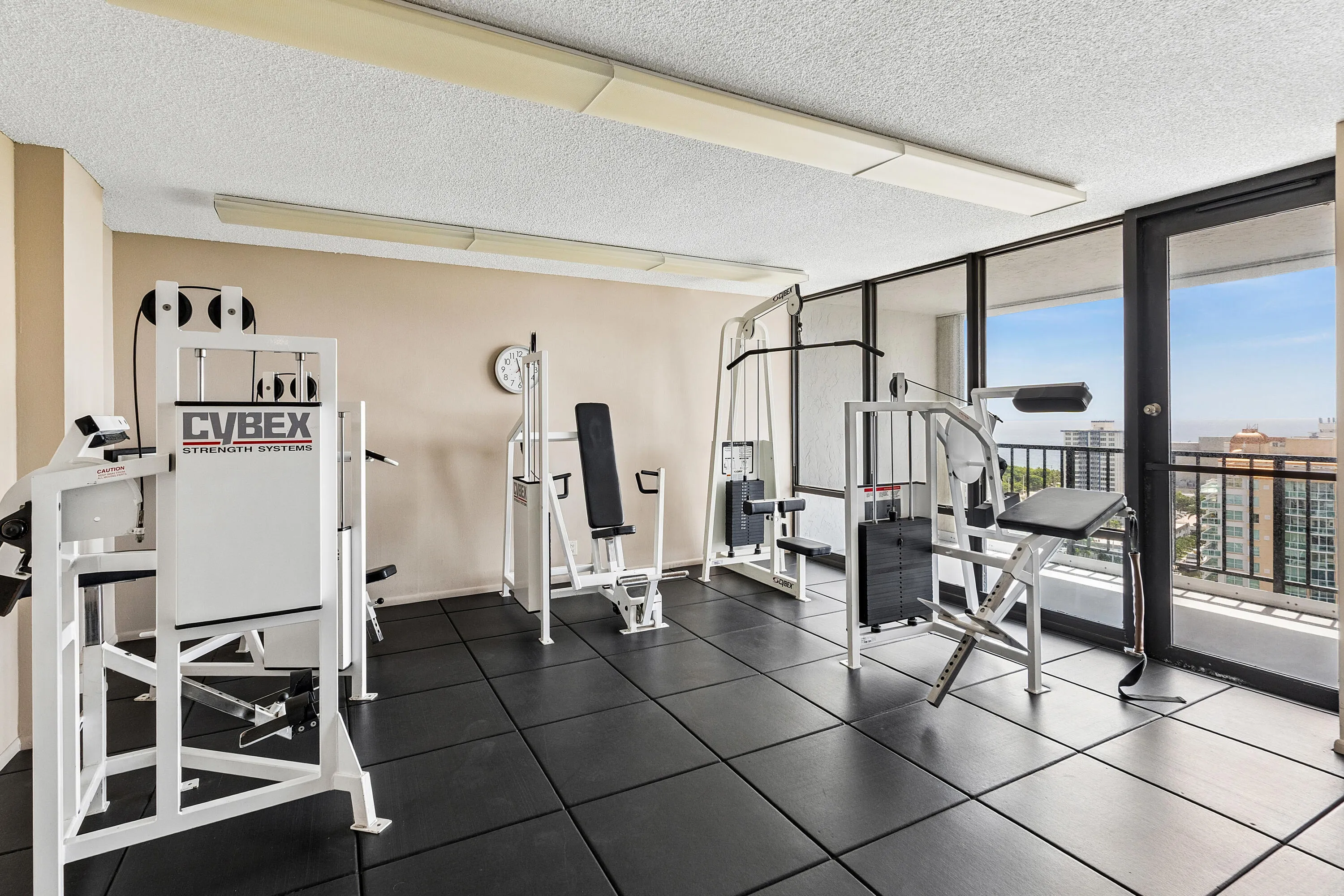 024-936IntracoastalDrive-12H-FortLauderd