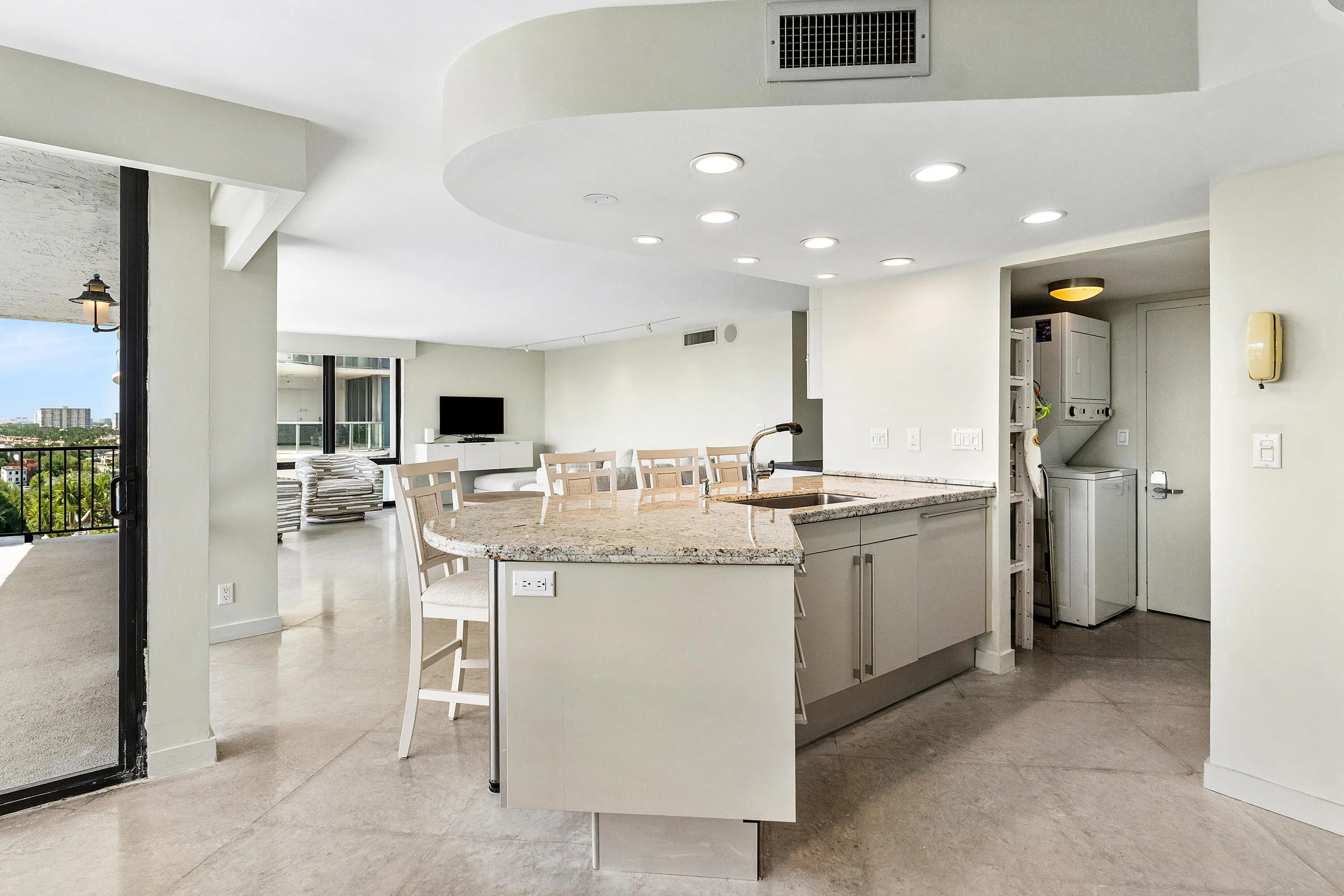 007-936IntracoastalDrive-12H-FortLauderd