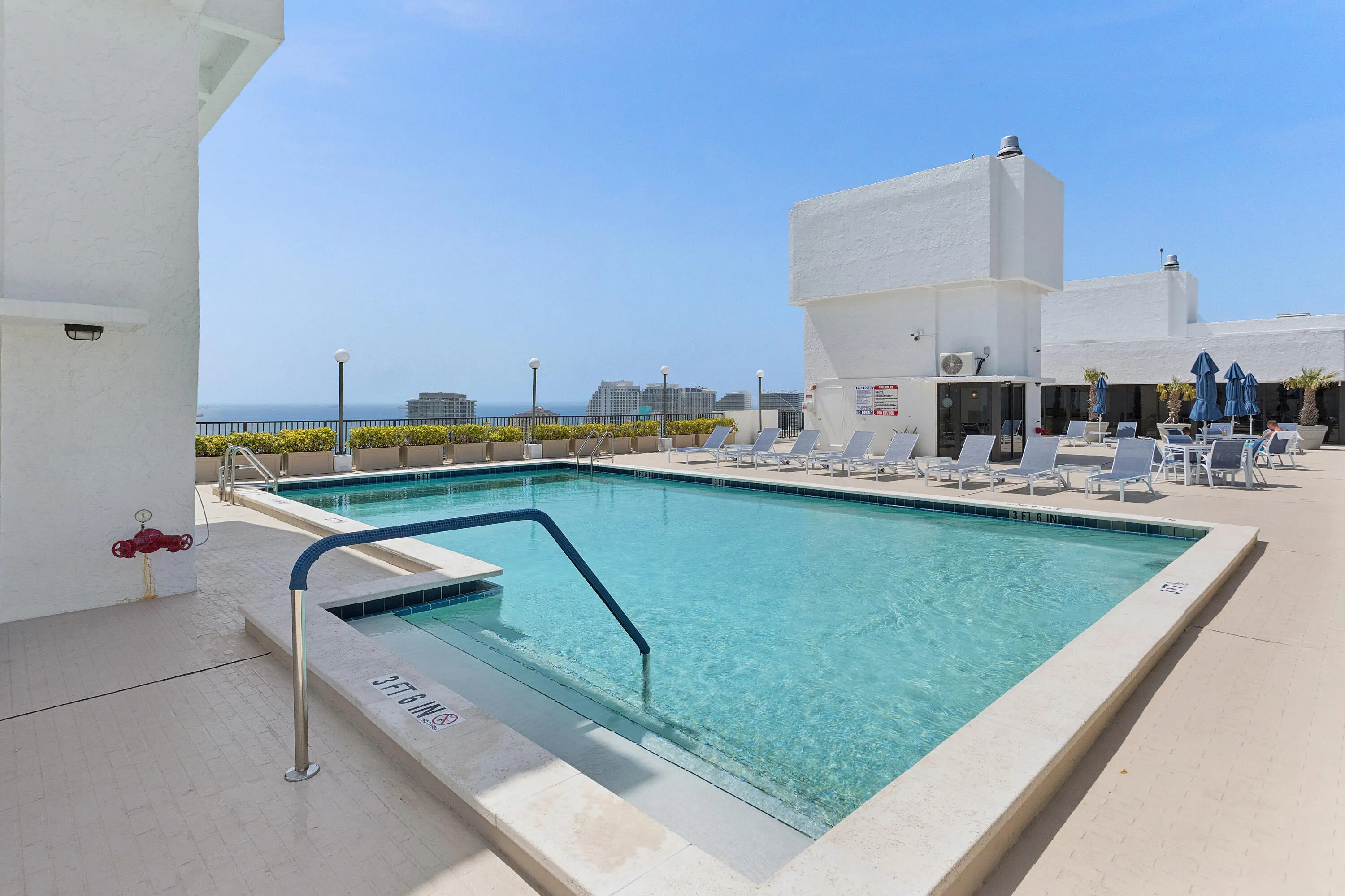 023-936IntracoastalDrive-12H-FortLauderd