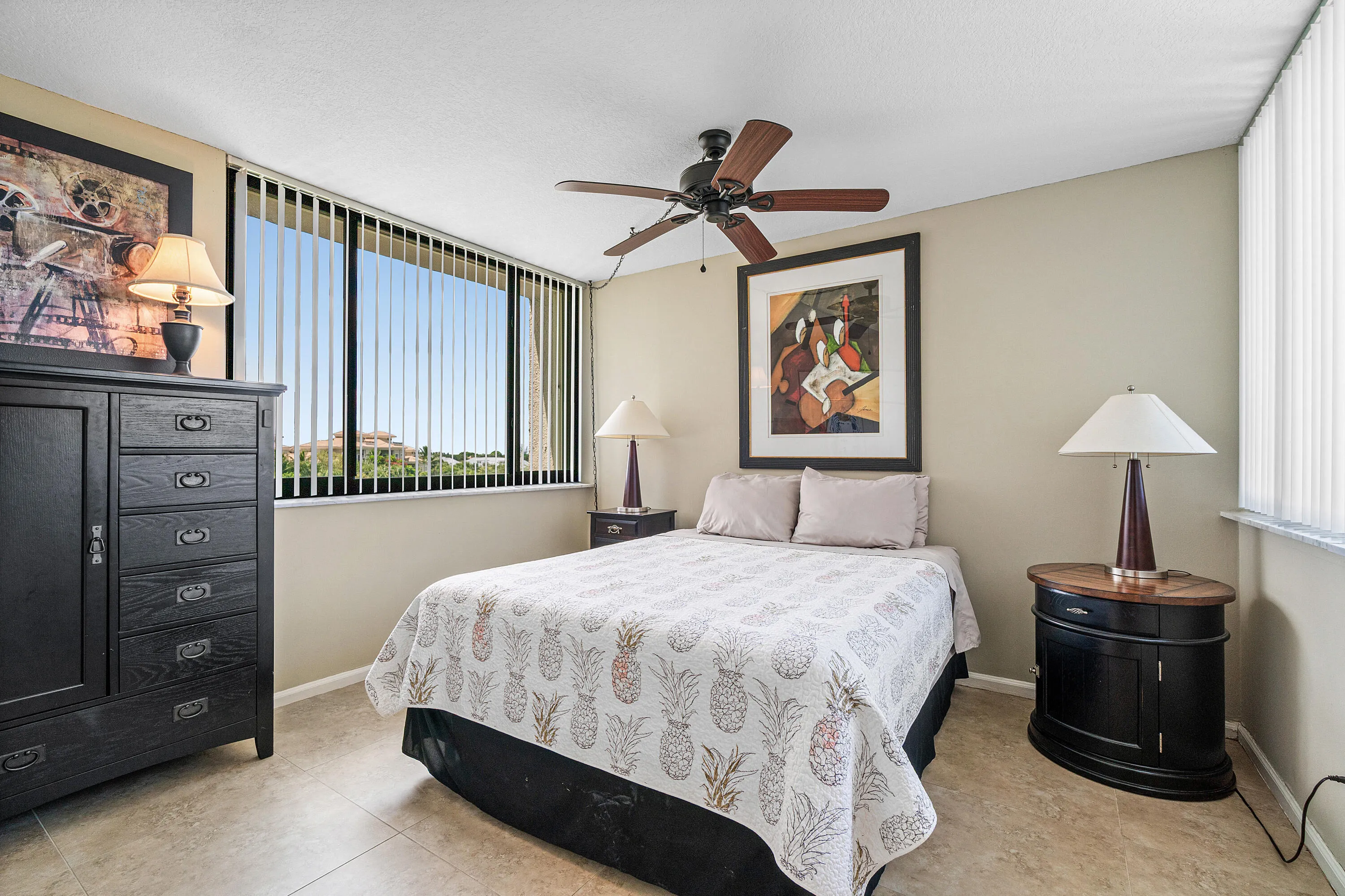 1st bedroom