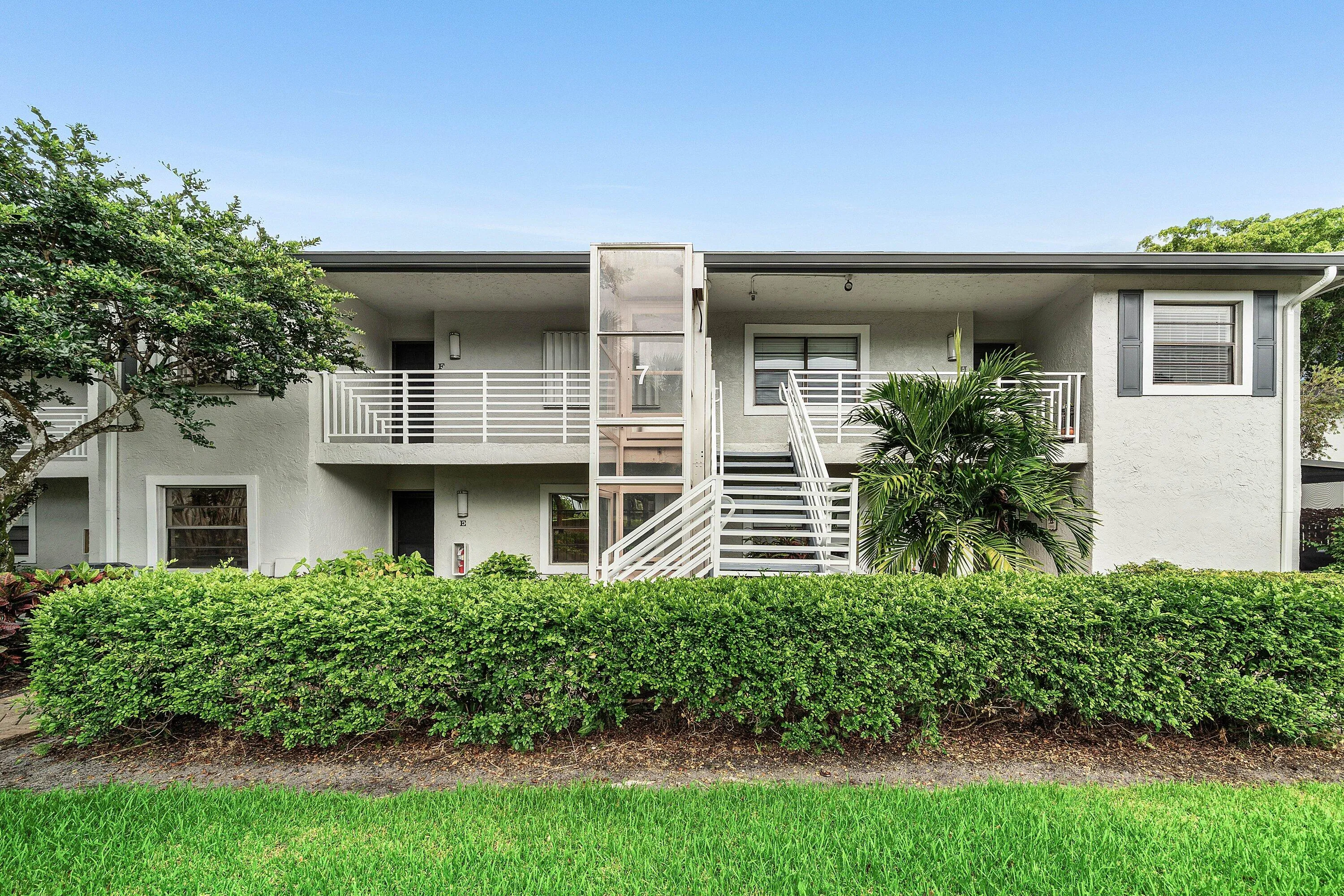 004-7SouthportLane-F-BoyntonBeach-FL-334