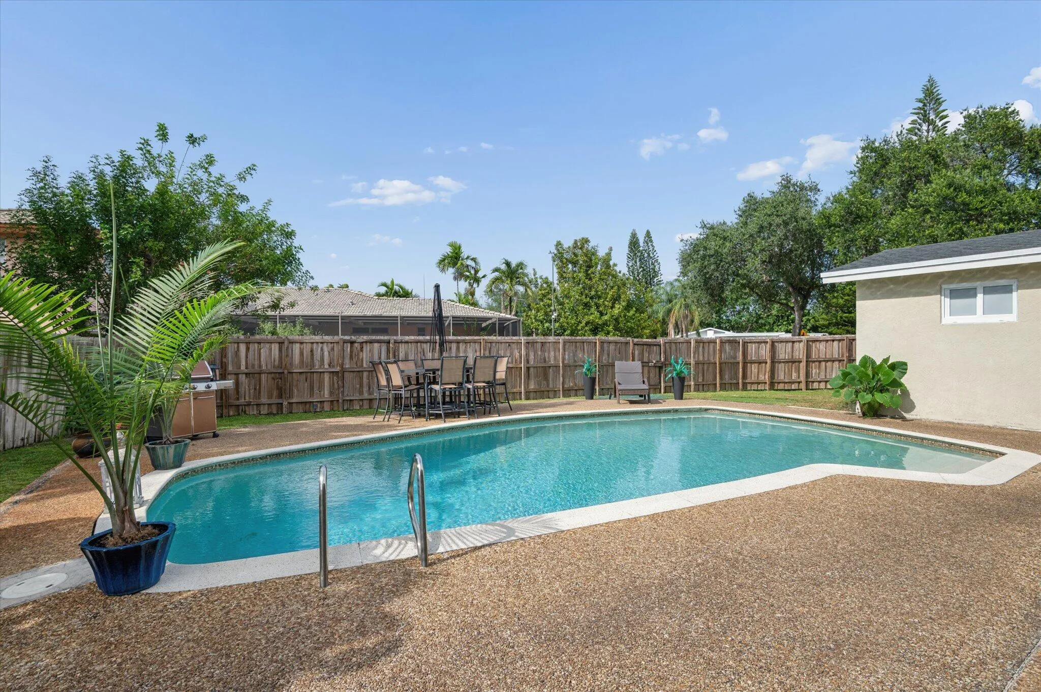 31-Maitlen-4601 W Hawthorne Cir-29
