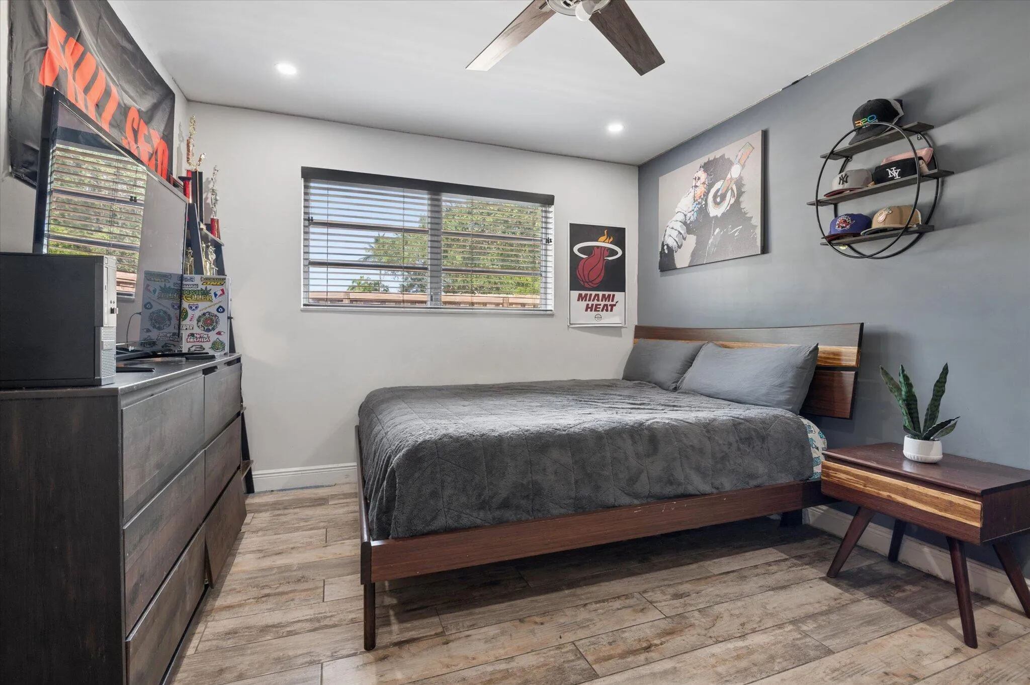 2ND BEDROOM