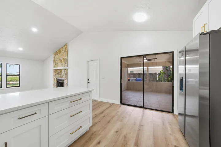 14-web-or-mls-306-24th-ave
