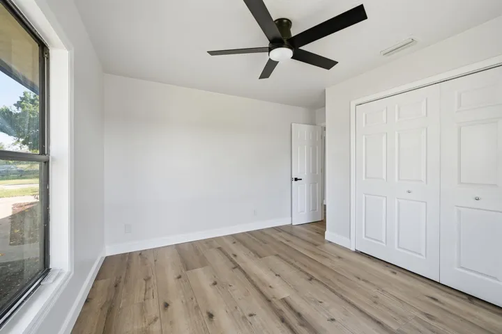18-web-or-mls-306-24th-ave