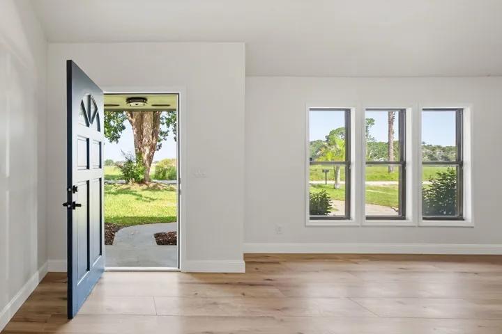 4-web-or-mls-306-24th-ave