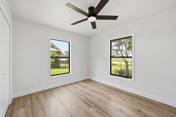 17-web-or-mls-306-24th-ave