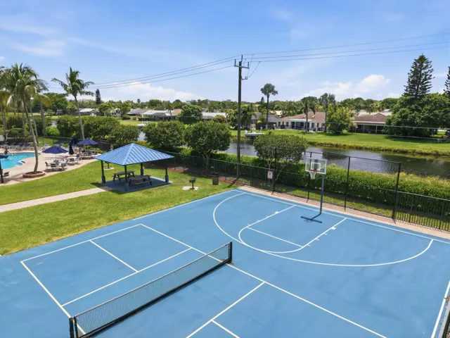 Tennis & Basketball