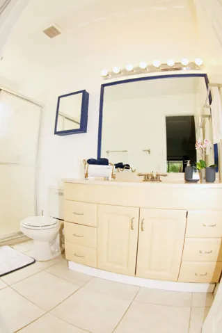 08 master bath 1 copy
