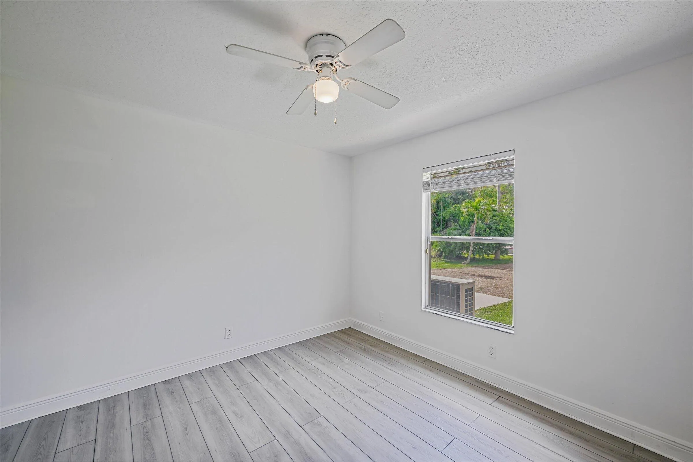 Property photo 72