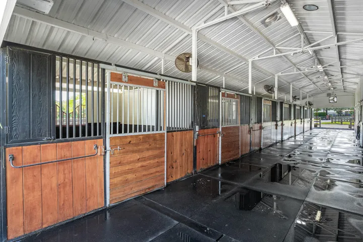 primary barn