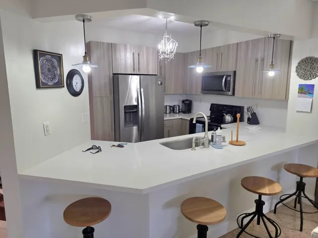 300 303 Kitchen