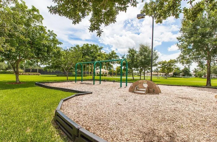 041-11178MainsailCourt-Wellington-FL-334