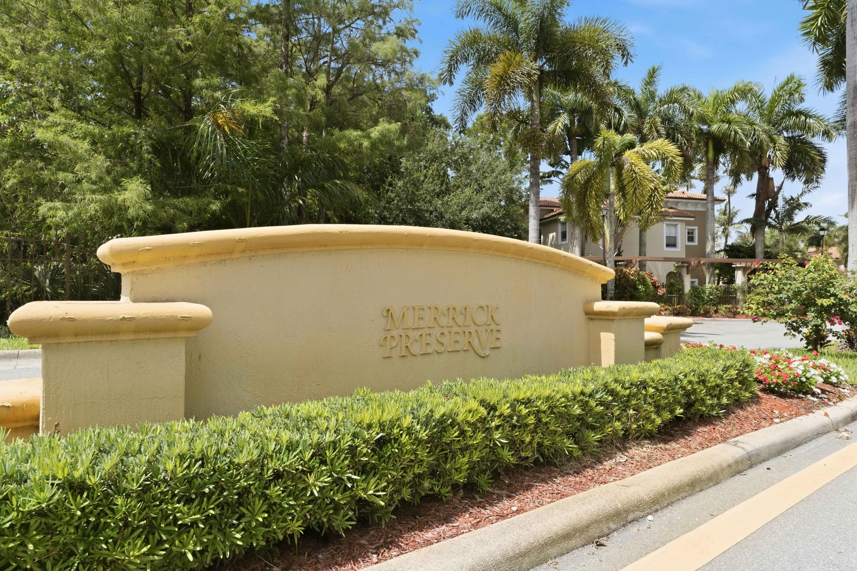 3469 Merrick Ln_034