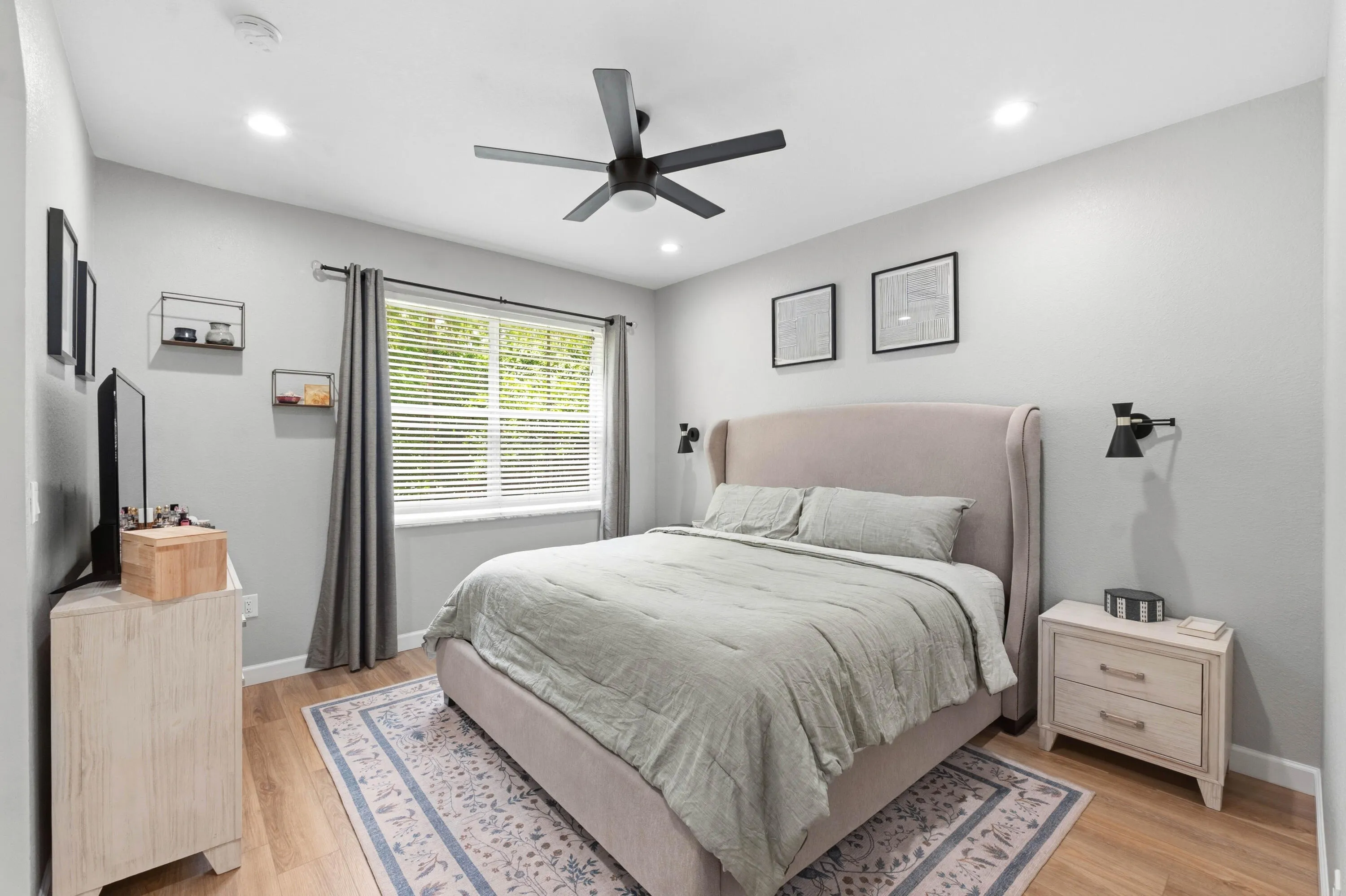 3469 Merrick Ln_015