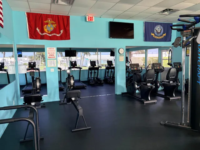 NUMEROUS FITNESS EQUIPMENT FOR EVERYONE TO FIND SOMETHING THEY LIKE