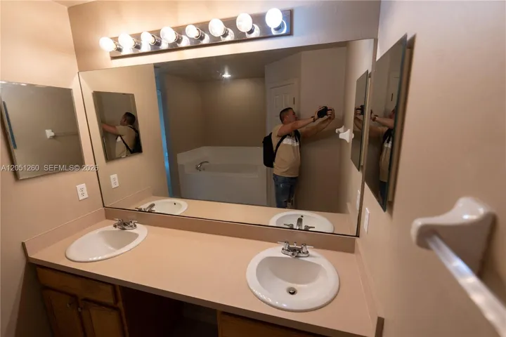 Photo 30