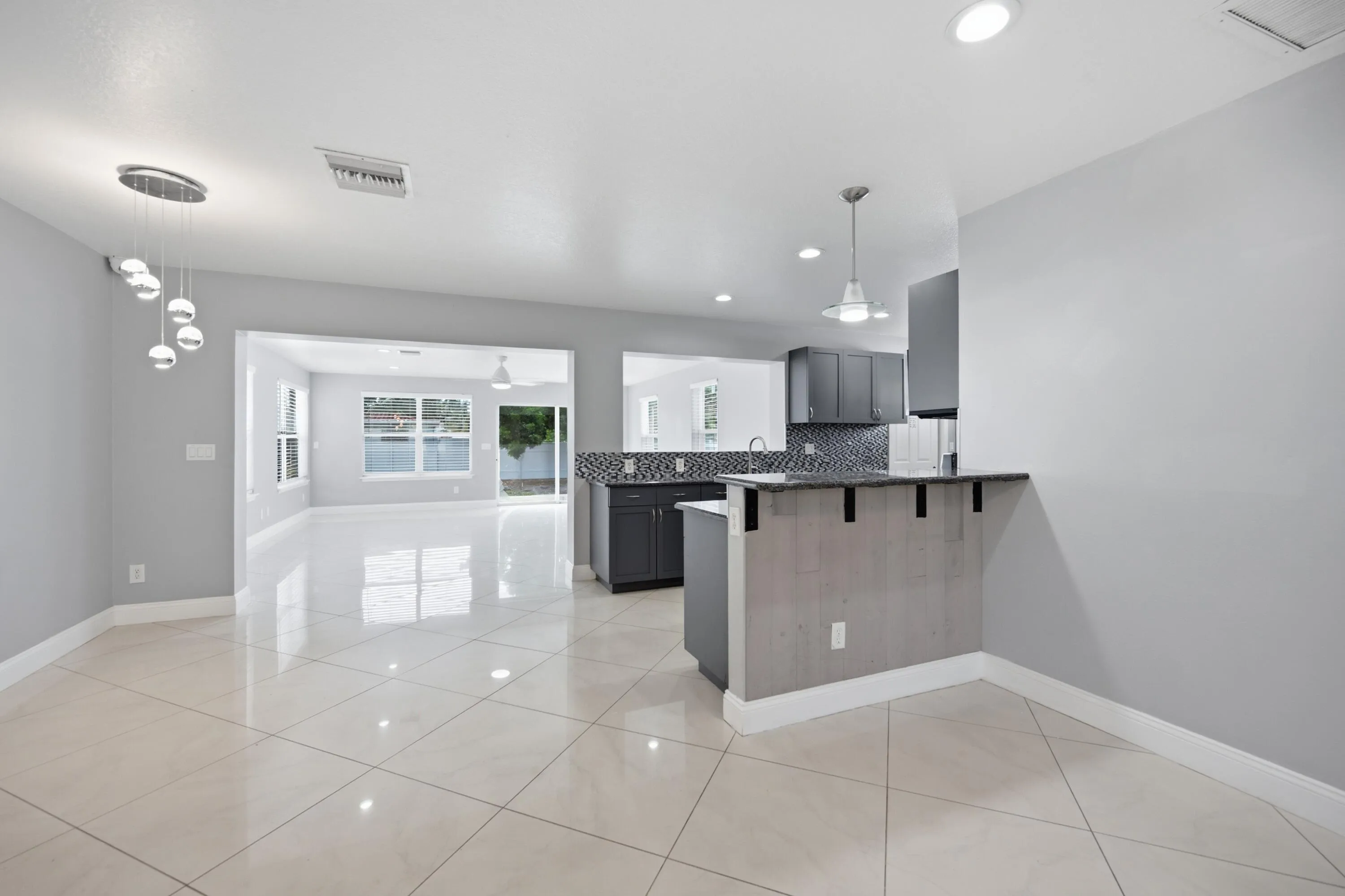 Dining / Kitchen