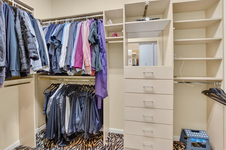 2nd walk in closet