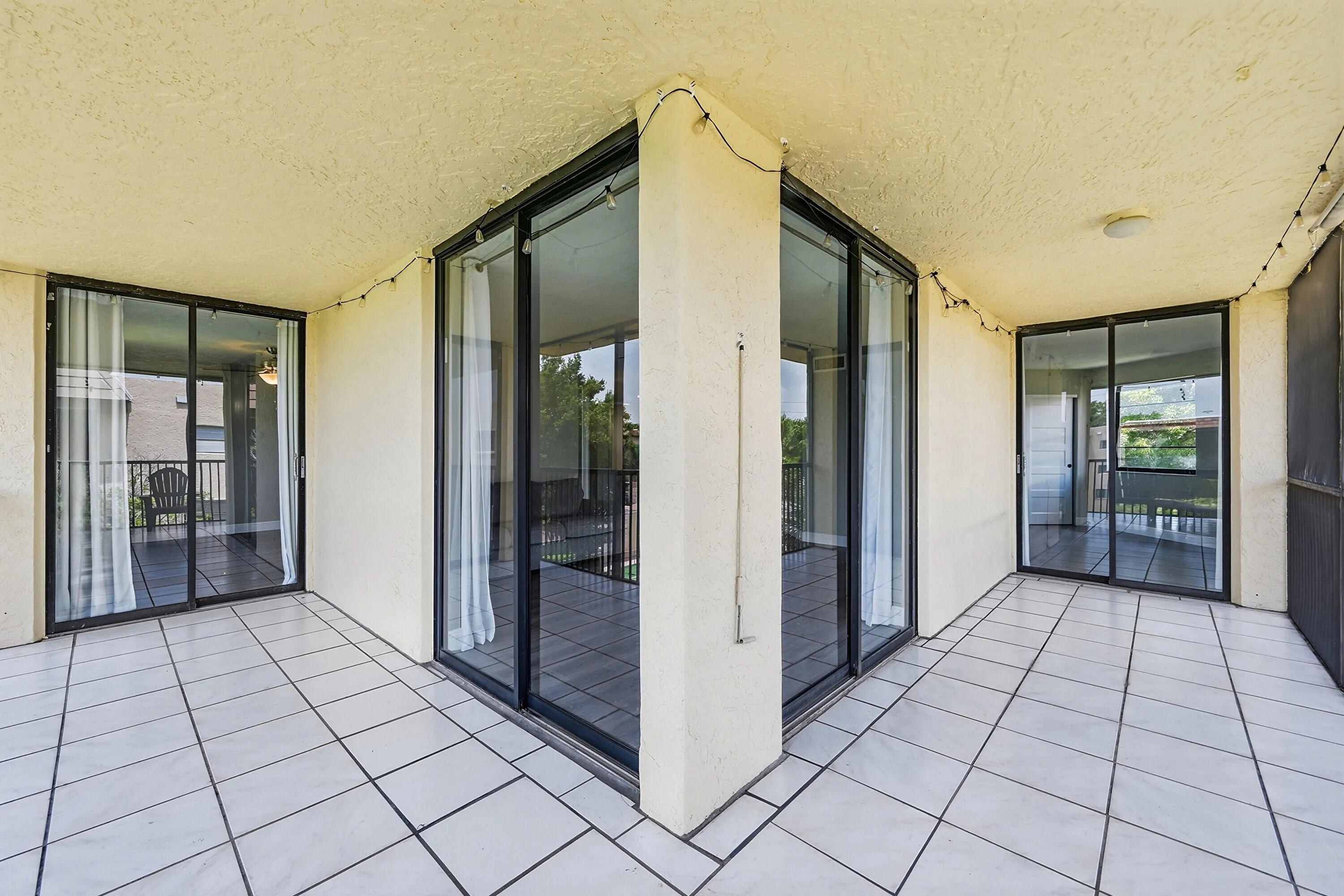 35_balcony