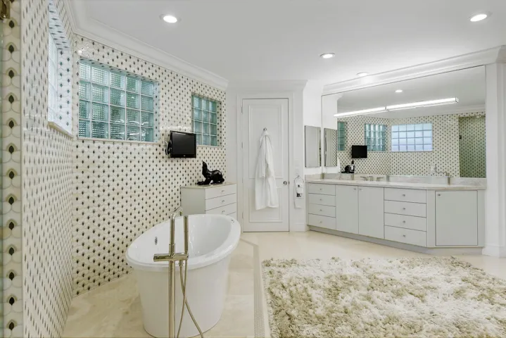 primary bath