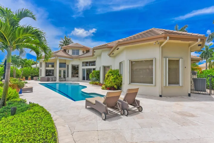 back of house/patio/pool
