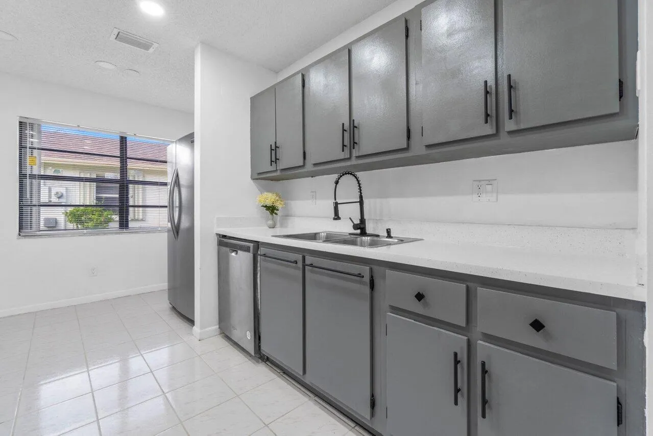 006-1620GranfernAvenue-WestPalmBeach-FL-