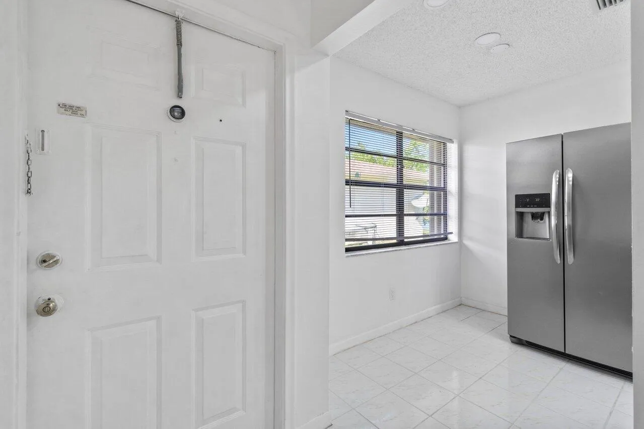 005-1620GranfernAvenue-WestPalmBeach-FL-