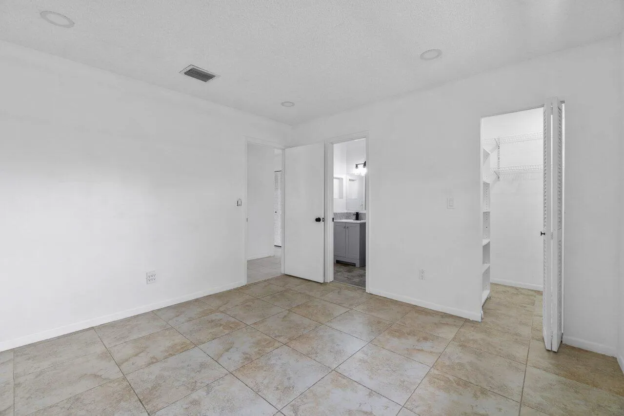 017-1620GranfernAvenue-WestPalmBeach-FL-