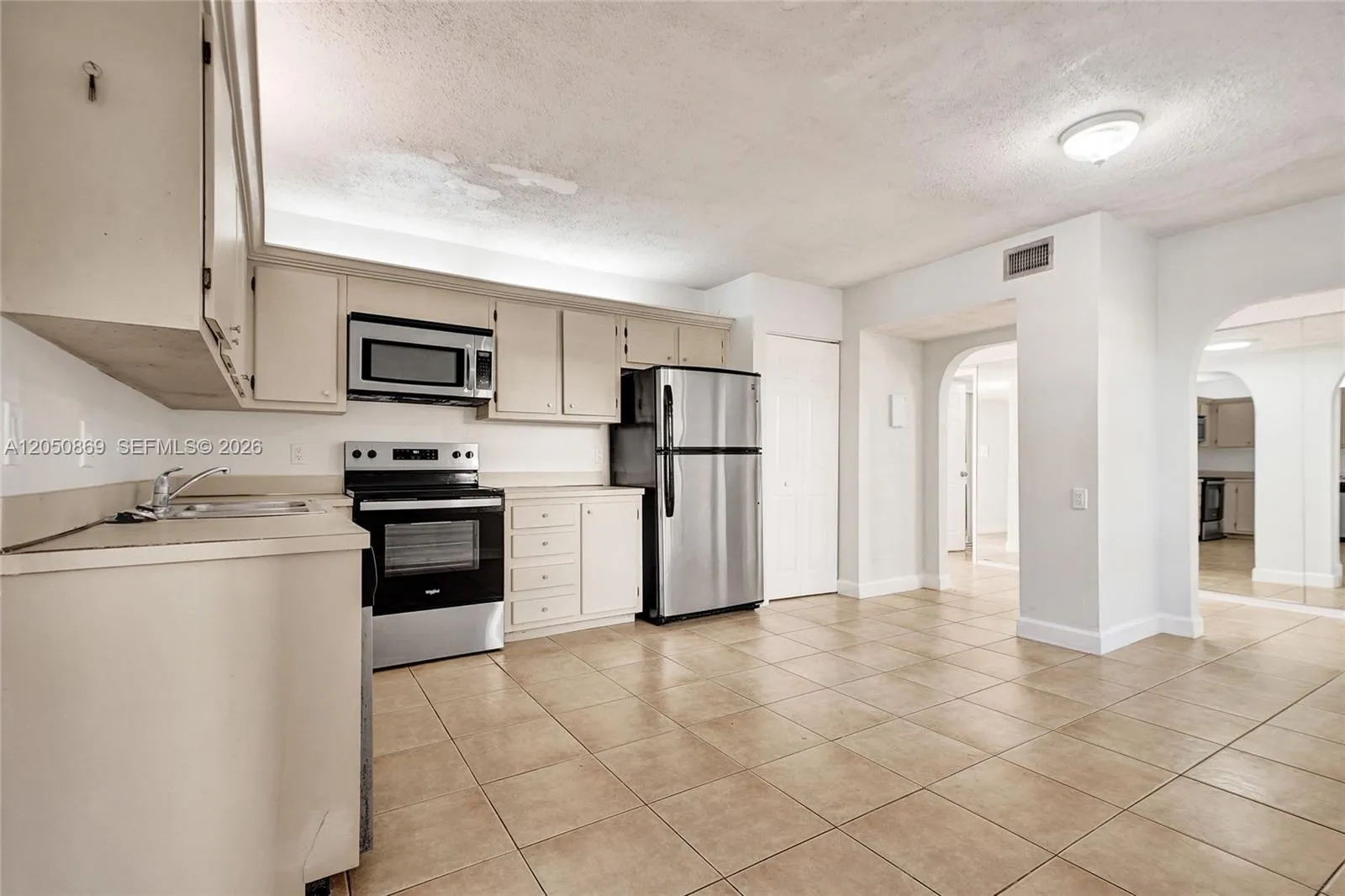 Oversized Kitchen!