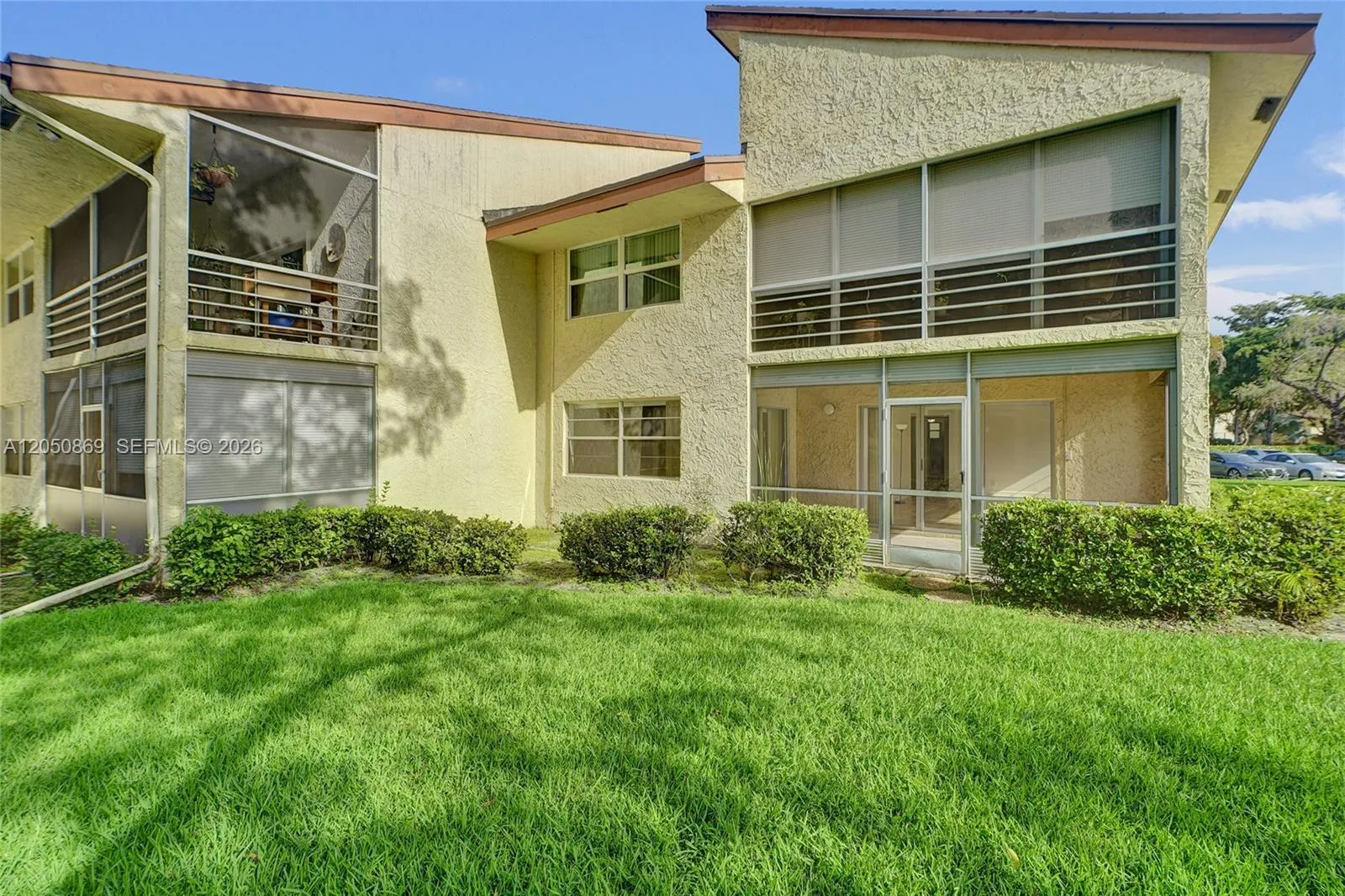Lush Green Views From Your Windows!