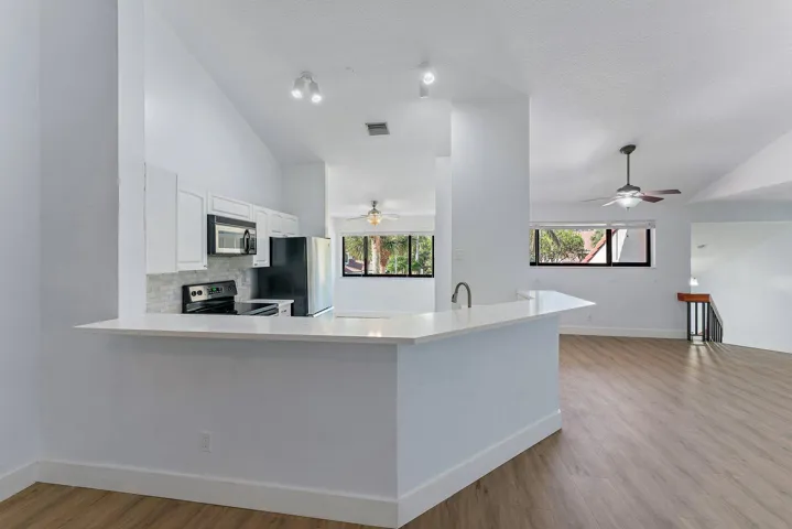 Open Kitchen Floor Plan