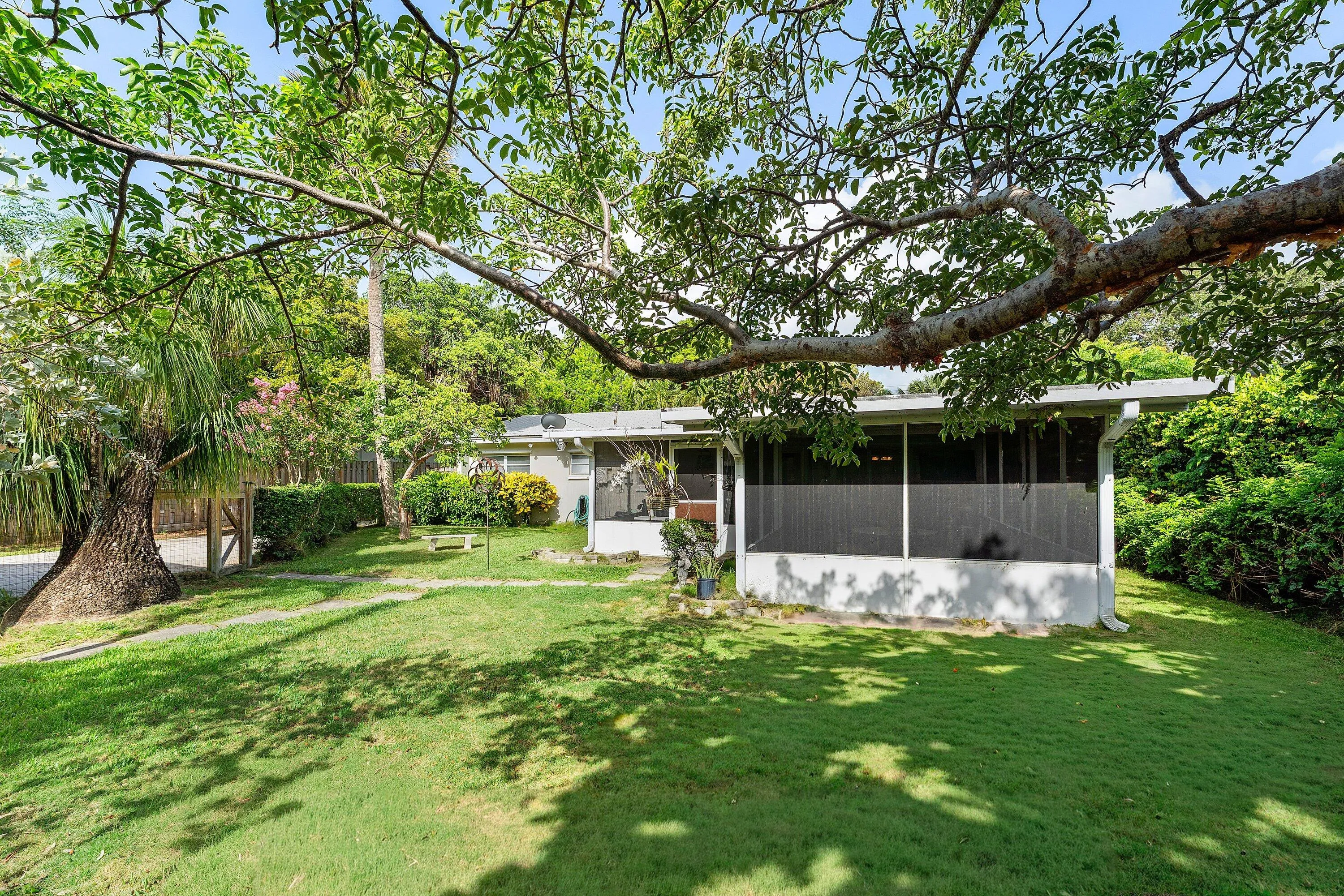 032-414SouthAtlanticDrive-Lantana-FL-334