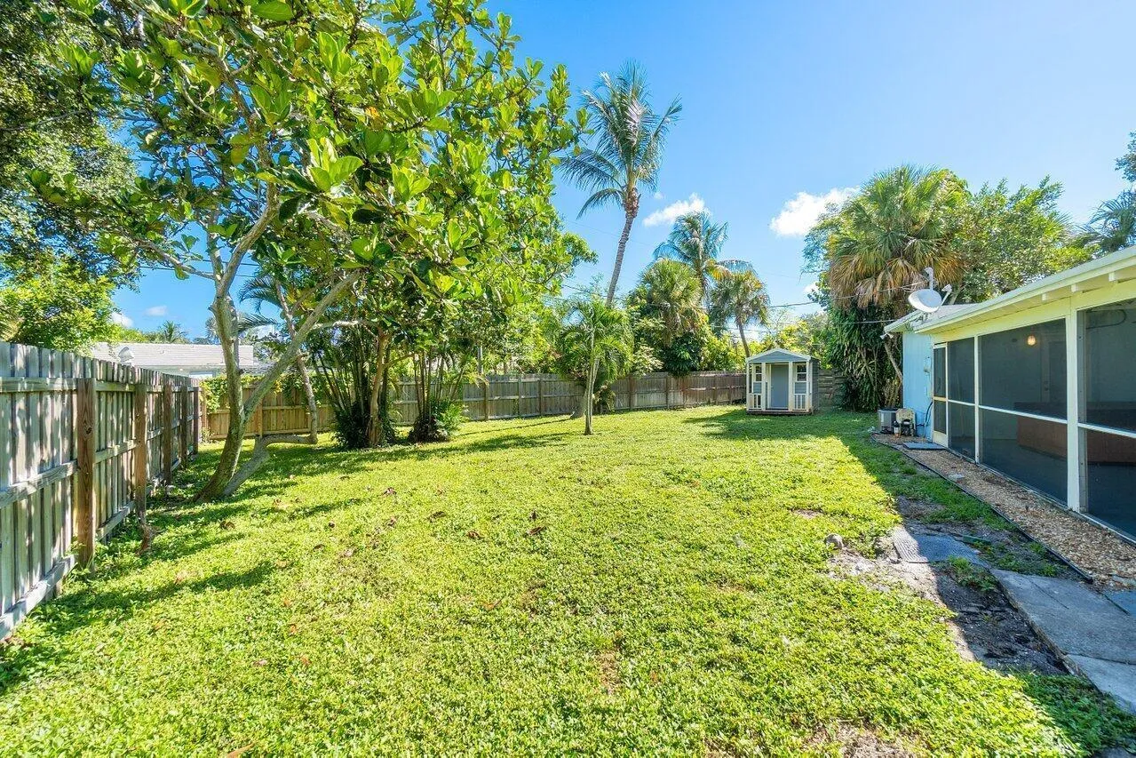 031-139ProspectRoad-Lantana-FL-33462-SMA