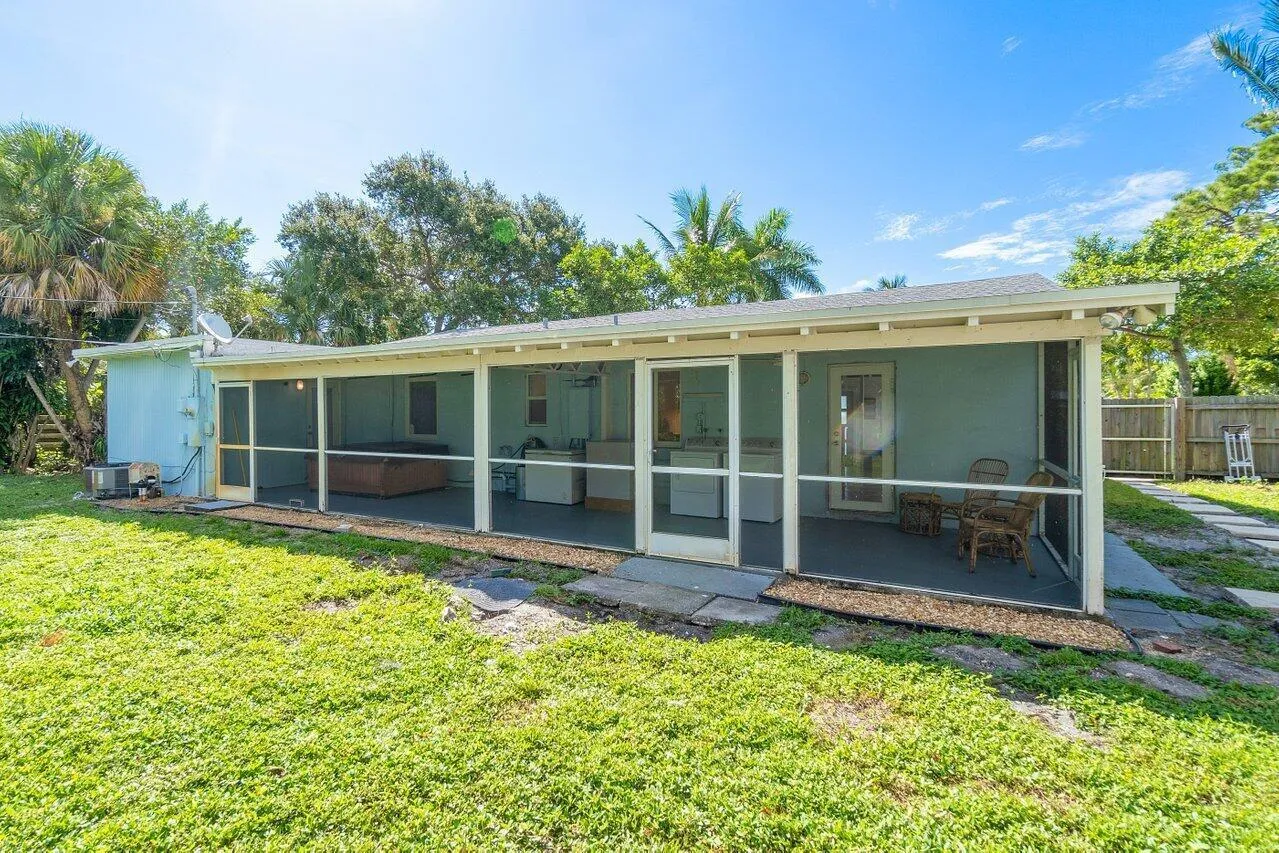 028-139ProspectRoad-Lantana-FL-33462-SMA