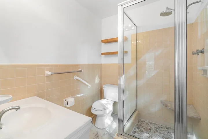 018-139ProspectRoad-Lantana-FL-33462-SMA