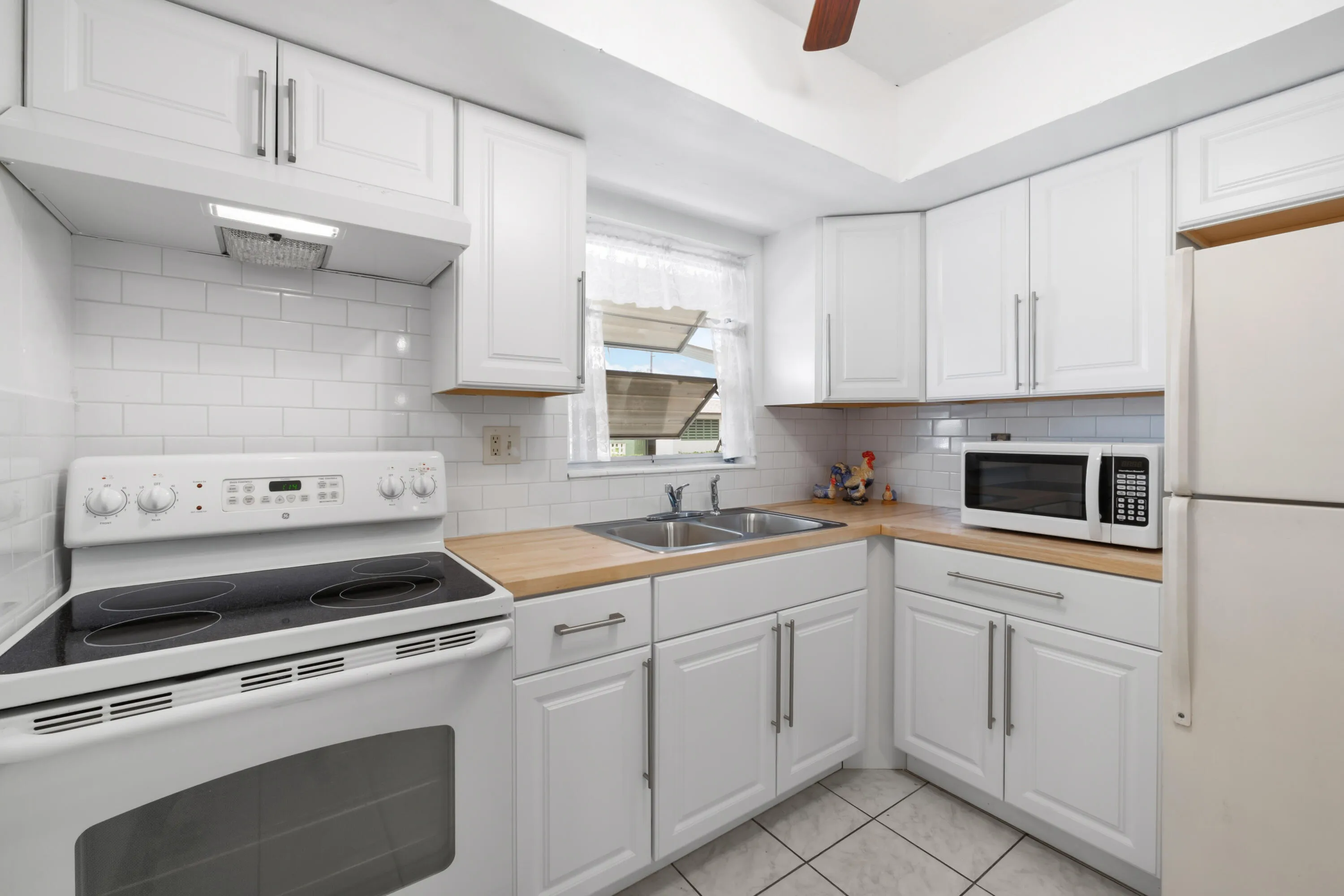 Kitchen - newly renovated