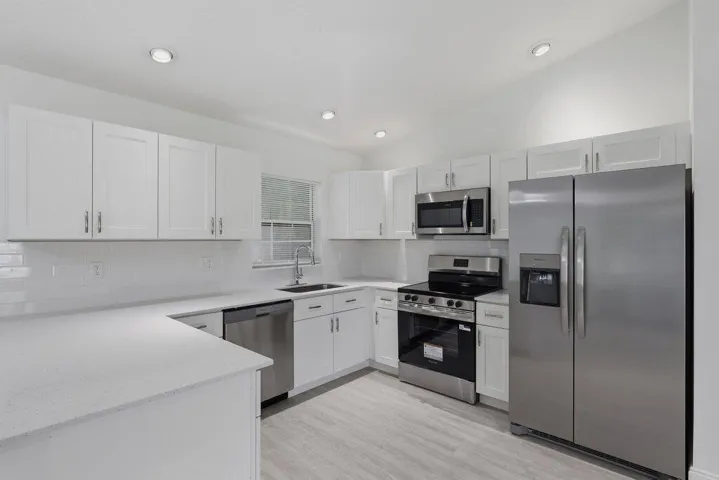 Kitchen.jpeg-SMALL